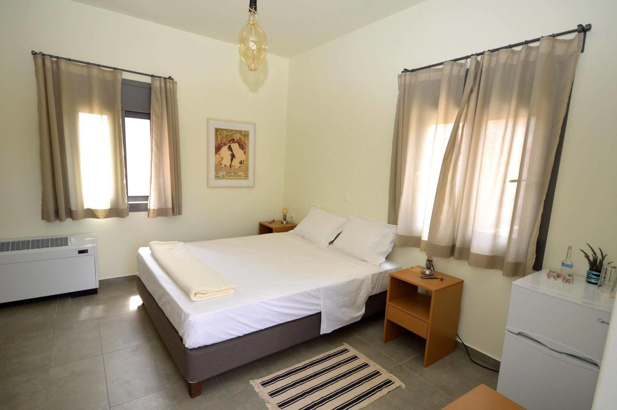 爱琴海文化家庭旅馆 Aegina 外观 照片